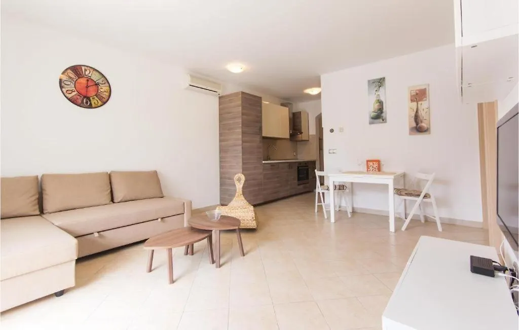 I & M Guest House location