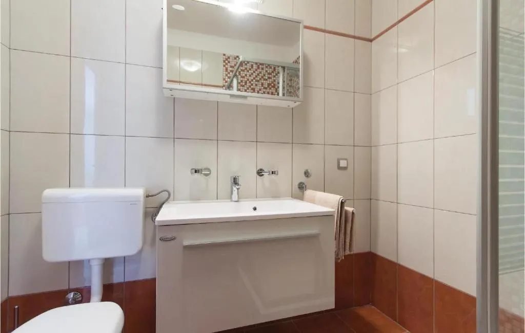 I & M Guest House Banjole Apartment